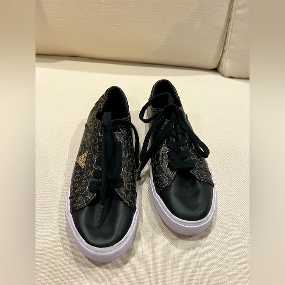 G by Guess Women Sneakers Black Brown size 8.5 Preowned Good Condition - Picture 1 of 5